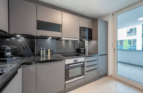 Boeblingen Apartamento | EXQUIS 2BR Design Apartment LOUIS I Parking I Balcony I Mercedes-Benz I Family
