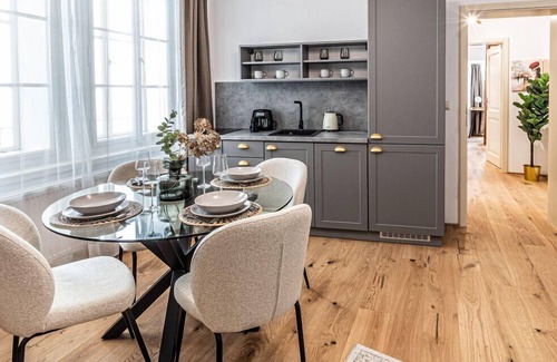 Mala Strana Apartamento | Exquisite 2 bedroom apartment at Lesser Town