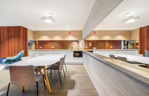 Southbank Apartamento | Exquisite 2B2B Southbank home #freeparking