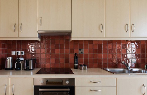 Agia Paraskevi Apartamento | Exquisite 2BR Apartment in Agia Paraskevi