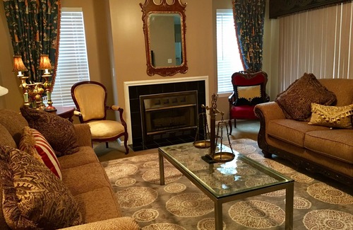 Greenville Condominio | Exquisita 2BR suite de lujo en Greenville