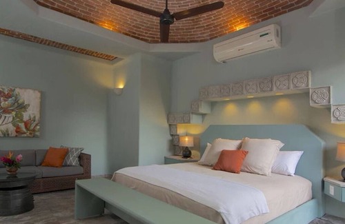 La Punta Villa | Exquisito 5 dormitorios, totalmente equipado en exclusiva comunidad cerrada / playa privada