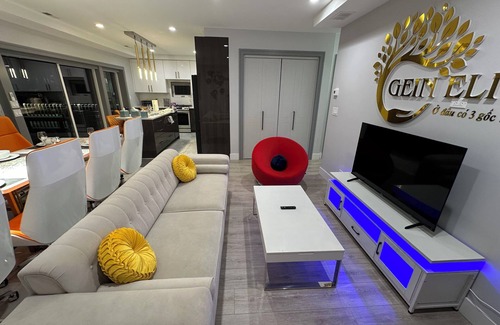 Dunning Apartamento | Exquisite Chicago Modern Rooftop, Sleeps 9