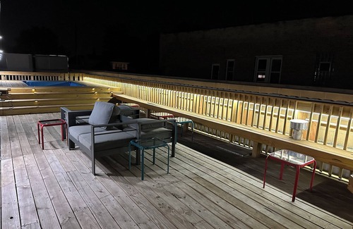 Dunning Apartamento | Exquisite Chicago Modern Rooftop, Sleeps 9