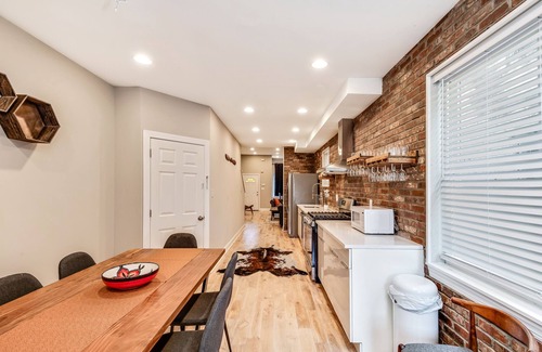 North Philadelphia West Casa | Exquisite Downtown 5B/3.5B w/Patio!