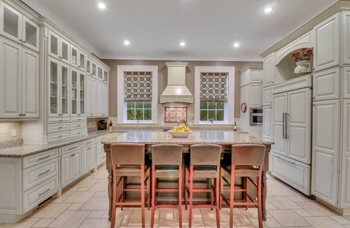 Historic Downtown Savannah Casa | Exquisite Estate with Impeccable Courtyard, Gated Parking by Lucky Savannah