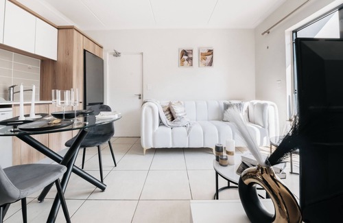 Greater Johannesburg Metropolitan Area Apartamento | Exquisite Getaway Luxury Apartment
