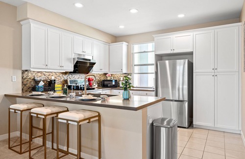 Glendora Condominio | Exquisite home/4BD/5 Beds/Quiet