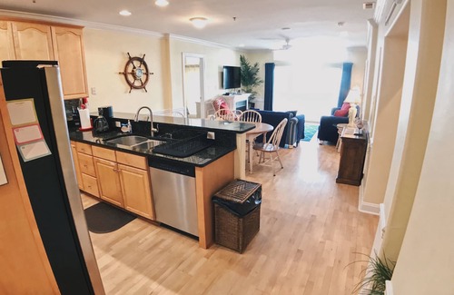 Wildwood Condominio | ¡Ubicación exquisita con una vista expansiva frente al océano Atlántico!