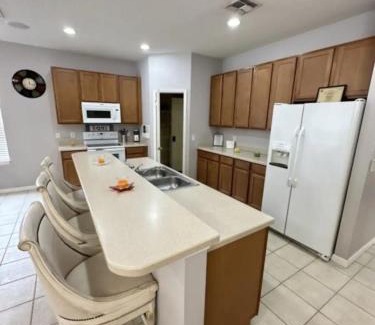 Bellavida Casa | Exquisite Luxury Vacation Home with Heated Pool & Spa