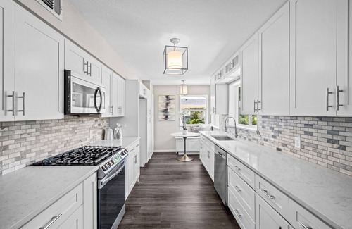 Dallas Casa | Exquisite Mid-Century Modern home- 3Bed2Bath furnished 15 mins from Downtown