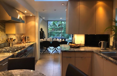Beverly Glen Casa | Retiro exquisito de mediados de siglo