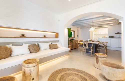 Paros Villa | Exquisite Paros Villa | Villa Diamond | 9 Bedrooms | Breathtaking Sea Views and Two Infinity Pools | Drios