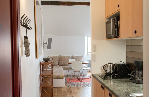 Latin Apartamento | Exquisita Penthouse Apt En el centro del Barrio Latino: mejor oferta para 4