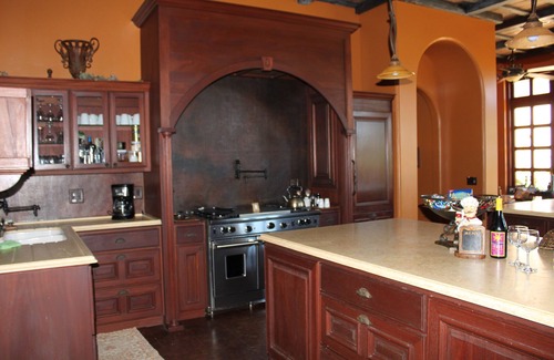 San Luis Obispo Villa | Exquisita colonial español Villa-acogedor junto a la chimenea después de una caminata