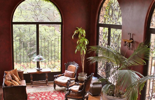 San Luis Obispo Villa | Exquisita colonial español Villa-acogedor junto a la chimenea después de una caminata