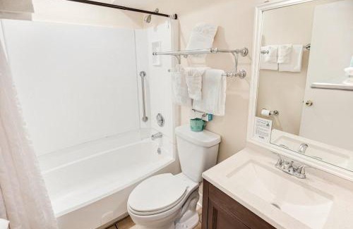 Litchfield by the Sea Apartamento | Exquisite Unit on the 1st Flr Resort View Room