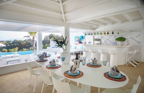 Ornos Villa | Exquisite villa in beautiful Mykonos at the most exclusive spot of the island