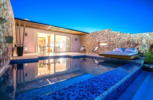 Varvara Villa | Exquisite Zakynthos Villa | Villa Aurora | 1 Bedroom | Breathtaking Sea Views | Spacious Furnished Sun Terrace | Private Outdoor Pool | Shaded Outdoor Dining Area | Agios Nikolaos