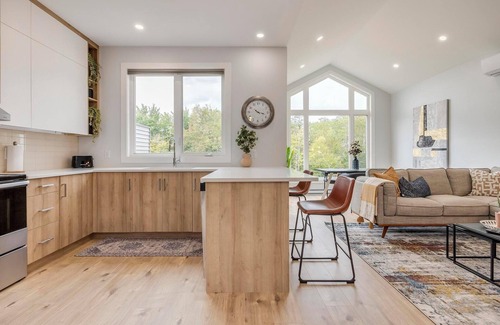 Halifax Apartamento | Exquisitely Honeygold Apartments-1 Bedroom