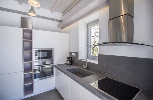 Elia Villa | ExquisiteVilla/Magnificent view/Luxury design/Infinity pool/ Security Guard Live