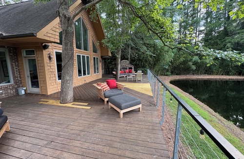 Burlington Casa | Lakefront Lodge, construido en 2010, privado, Estrella Alojamiento 5