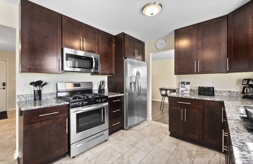 Matteson Casa | Extended Stay Matteson FHS Rental