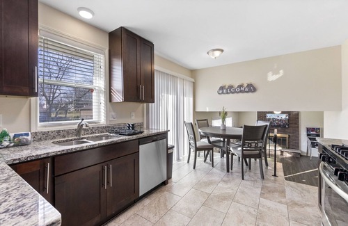 Matteson Casa | Extended Stay Matteson FHS Rental