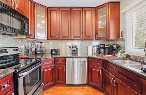 Northbrook Casa | Extended Stay Northbrook FHS Rental