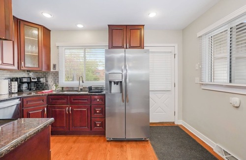 Northbrook Casa | Extended Stay Northbrook FHS Rental