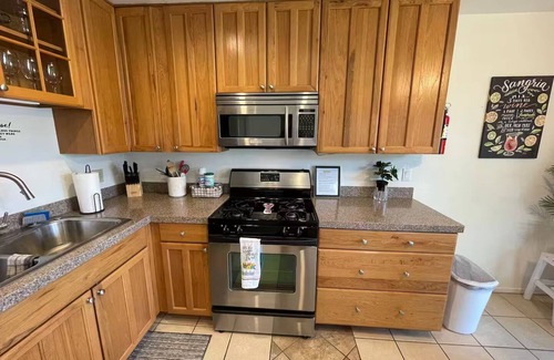 Palm Springs Condominio | Extended Stay Oasis, 5 min. to Dwntwn, Mntn Views