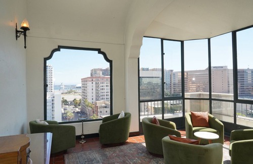 East Village Condominio | Extended Stay Studio Condo in East Village Downtown Ocean Living