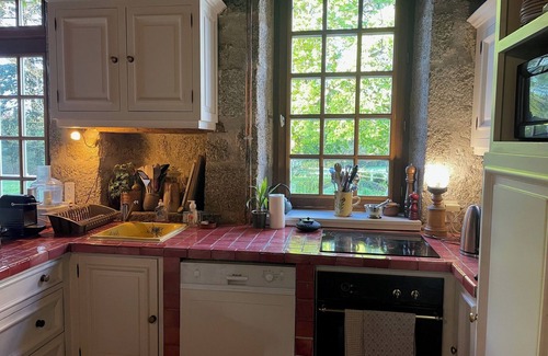 Sauviat-sur-Vige Casa | Extensive Family Property 19 th in the Countryside With Heated Pool