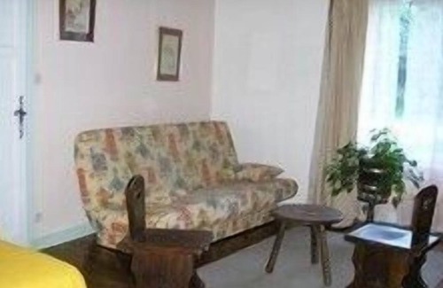 Saint-Mayeux Otro | Extensa sigue siendo independiente en el país
