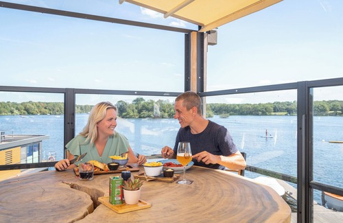 Leuken Casa | Extra luxury 6-person wellnessbungalow in the holiday park Landal Marina Resort Well