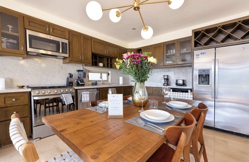 Cabo San Lucas Apartamento | Extraordinary Penthouse + Views & Pool Access