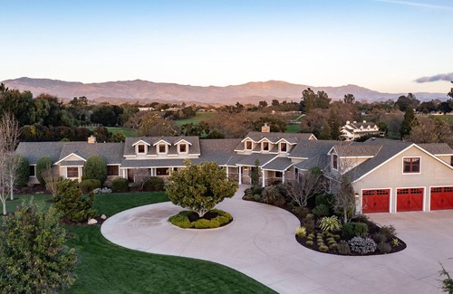 Santa Ynez Casa | Extraordinary Wine Country Property Santa Ynez / Los Olivos