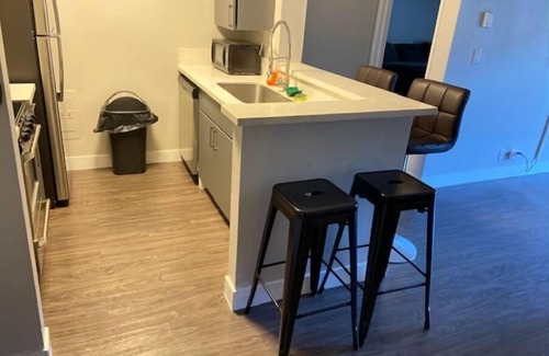 Rampart Village Apartamento | Extravagant onebedroom LA vibe