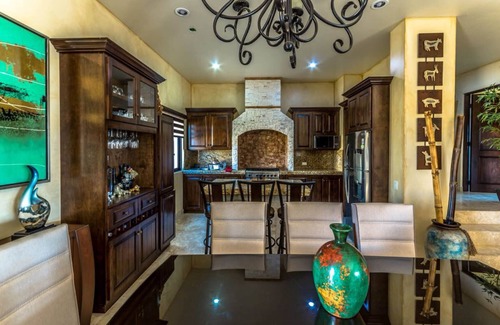 Cabo San Lucas Villa | Extravagante villa de lujo de 4 dormitorios Finca Tezal con piscina privada, jacuzzi y mucho más.