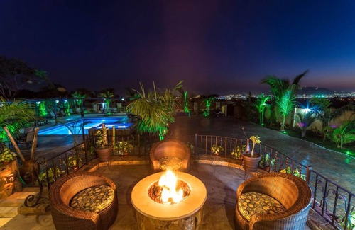 Cabo San Lucas Villa | Extravagante villa de lujo de 4 dormitorios Finca Tezal con piscina privada, jacuzzi y mucho más.