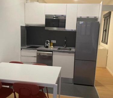 Cotos Apartamento | Exyca Plaza Castilla
