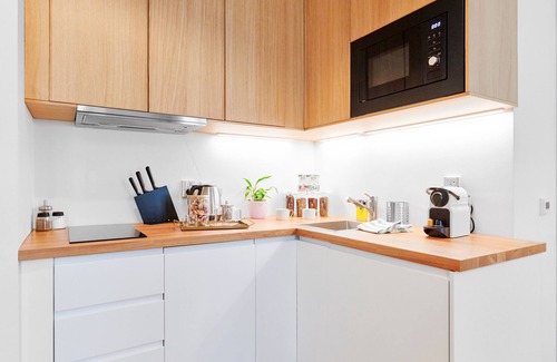 Nove Mesto Apartamento | Eye-Catching Central Apartment with Luxury Touches