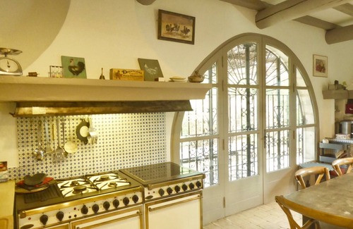 Eygalieres Casa | ¡Eygalières, encantador Mas provenzal rodeado de naturaleza!