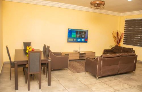 East Legon Apartamento | EYIRBA