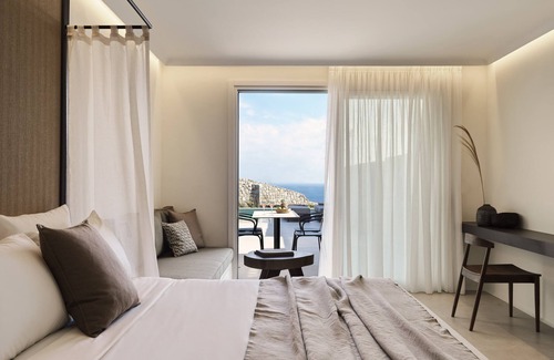 Platis Gialos Hotel | Ezio Bo Luxury Living