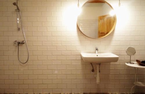Erdobenye Apartamento | Füveskert