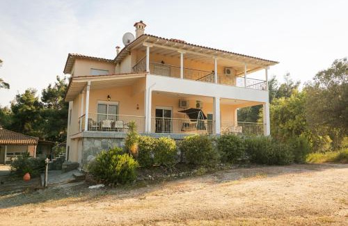 Paliouri Apartamento | F & B Summer Collection - Paliouri
