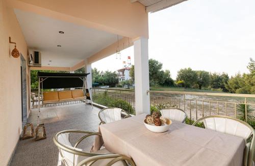 Paliouri Apartamento | F & B Summer Collection - Paliouri
