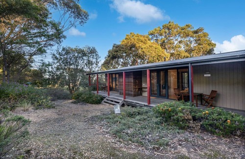 Paynesville Casa | F and E Lakes Escape - West: A peaceful retreat nestled along the lakefront