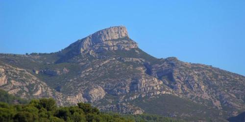 Aubagne Casa | F1 Moderne avec Piscine privée et Vue sur le Garlaban